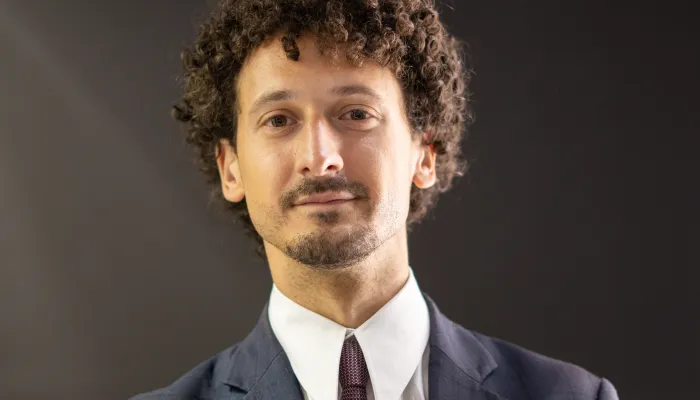 Reprise d’une société dans un secteur industriel à structurer et développer commercialement.