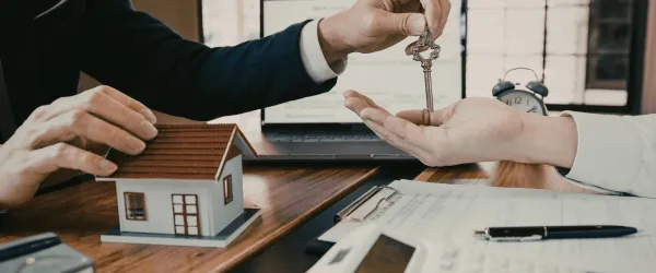 Agence immobilière située dans le 15ème arrondissement de Paris
